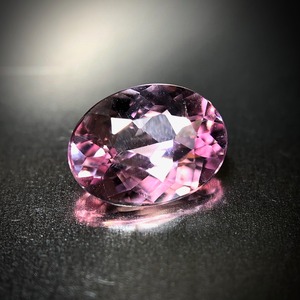 繊細なロゼワインカラー 0.95ct 天然 インペリアルトパーズ