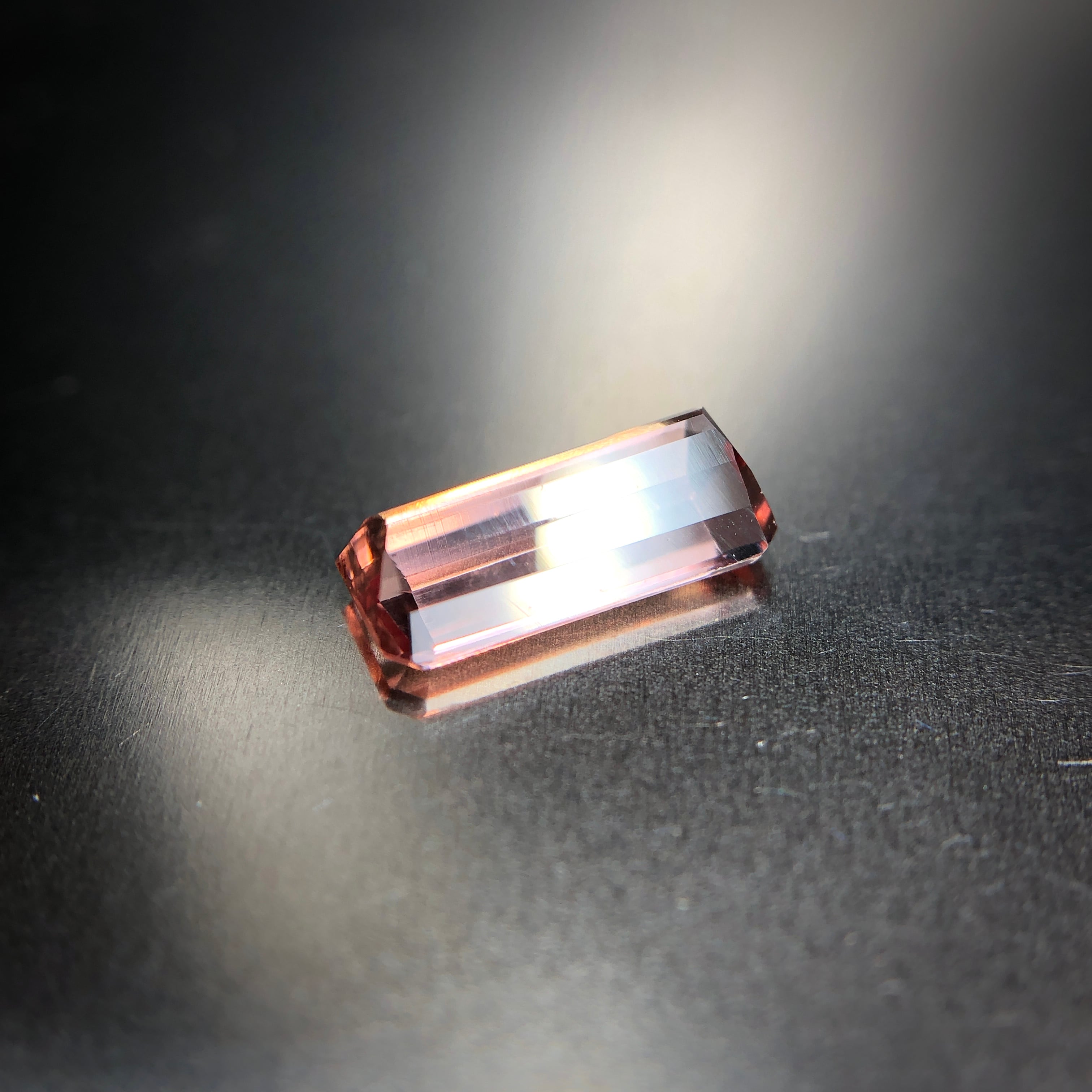 シェリーカラー トパーズ 原石 晶洞 米国産 魅惑のシェリーカラー 0.88ct UP 天然 インペリアルトパーズ