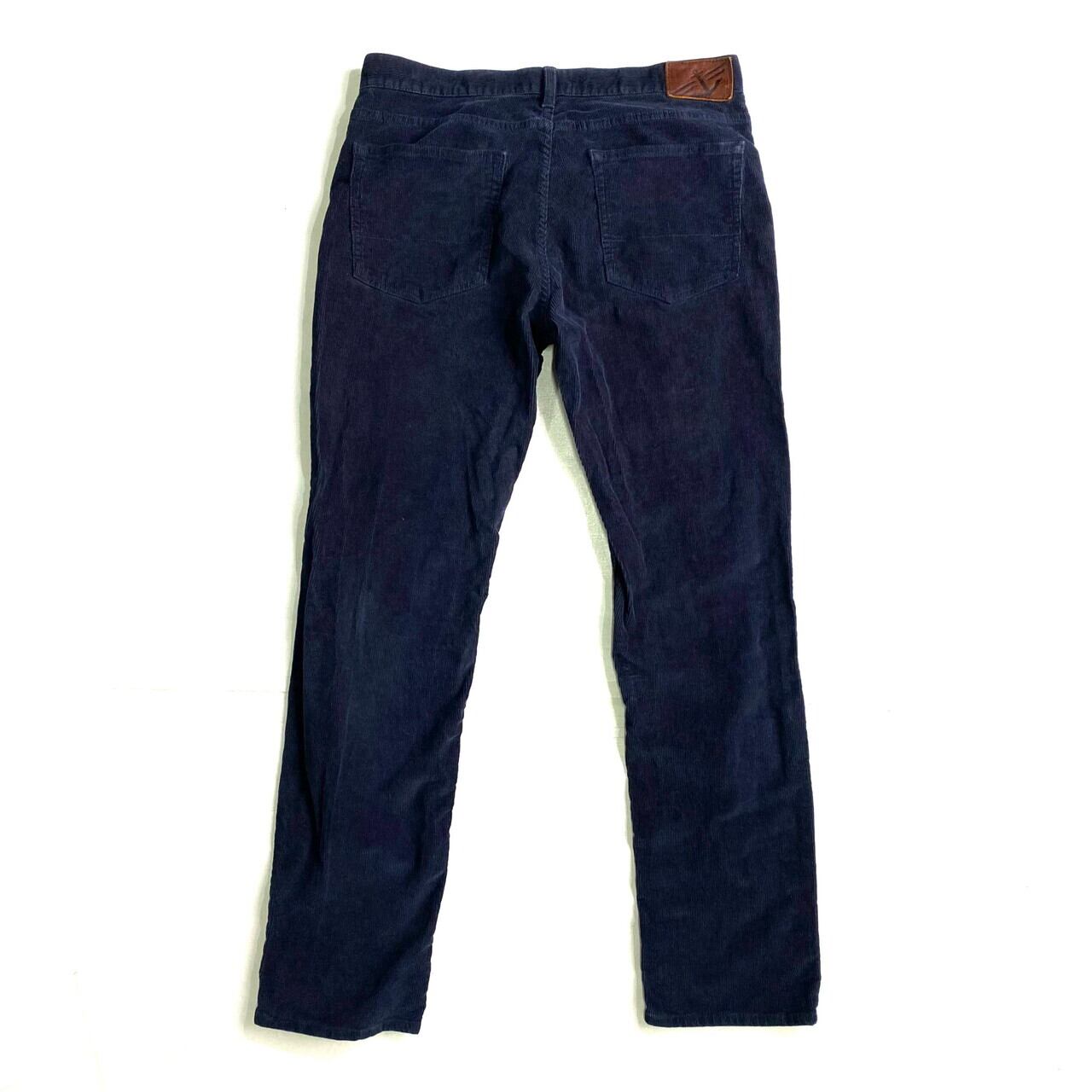 濃い青 ストレートフィット デニムパンツ