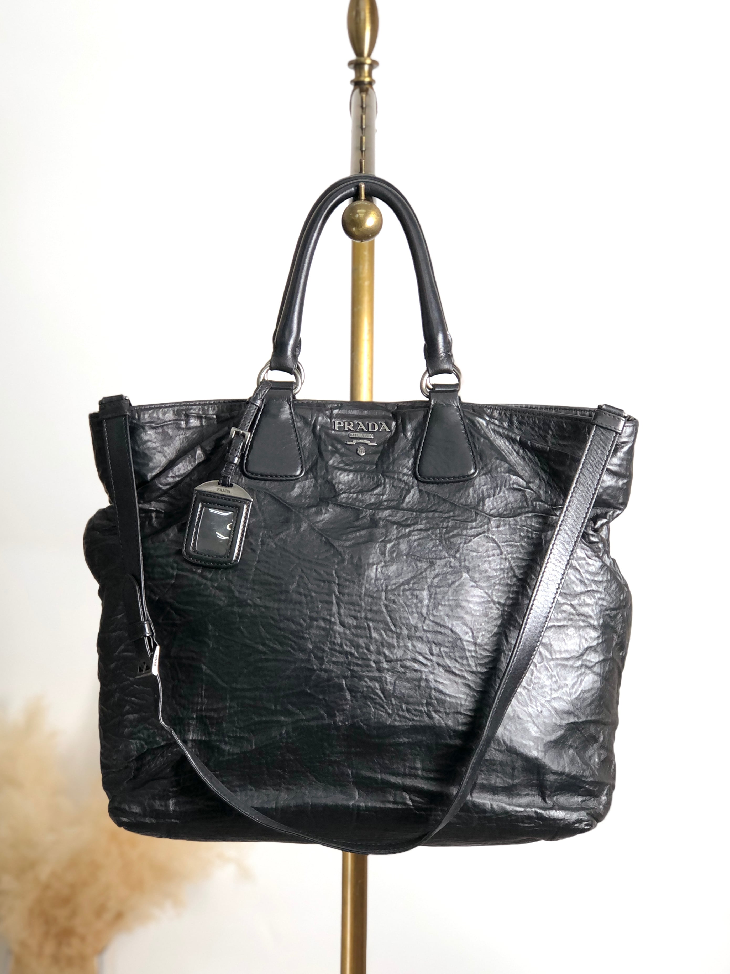 PRADA プラダ トライアングルロゴ ボストンバッグ ブラック ナイロン