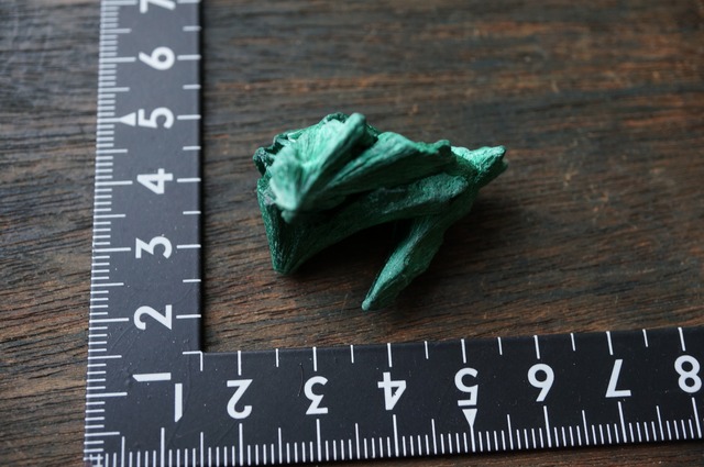 コンゴ産ヴェルヴェットマラカイト Malachite 2114