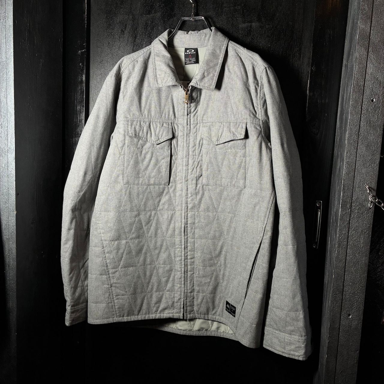 00s OAKLEY キルティングジャケット ライトグレー オークリー テック M