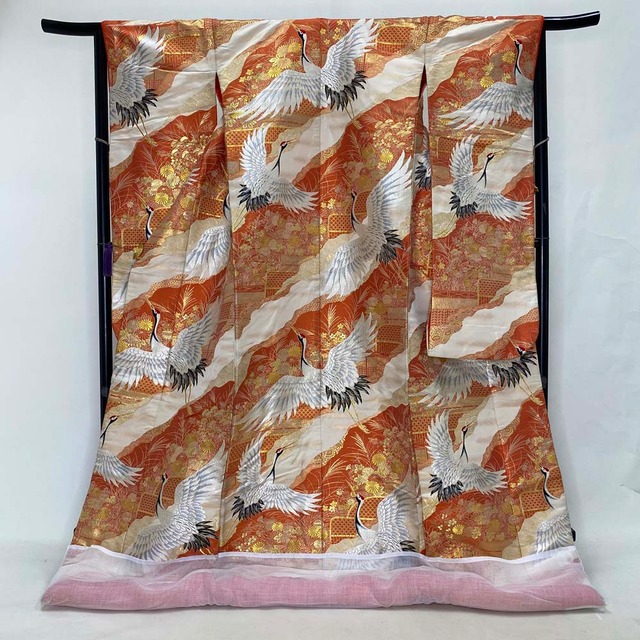色打掛 正絹 鶴 刺繍 オレンジ 白 打掛 Mサイズ 裄65 花嫁衣裳 婚礼 リサイクル 中古 ブライダル ウエディング 着物 3964