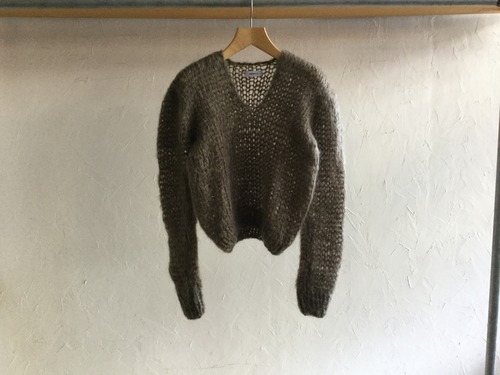 Maiami "Mohair V-Neck Sweater " Brown
