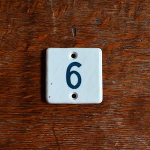 Number Plate / ナンバープレート〈 ルームナンバー・席札・店舗什器・アンティーク・ヴィンテージ 〉114035