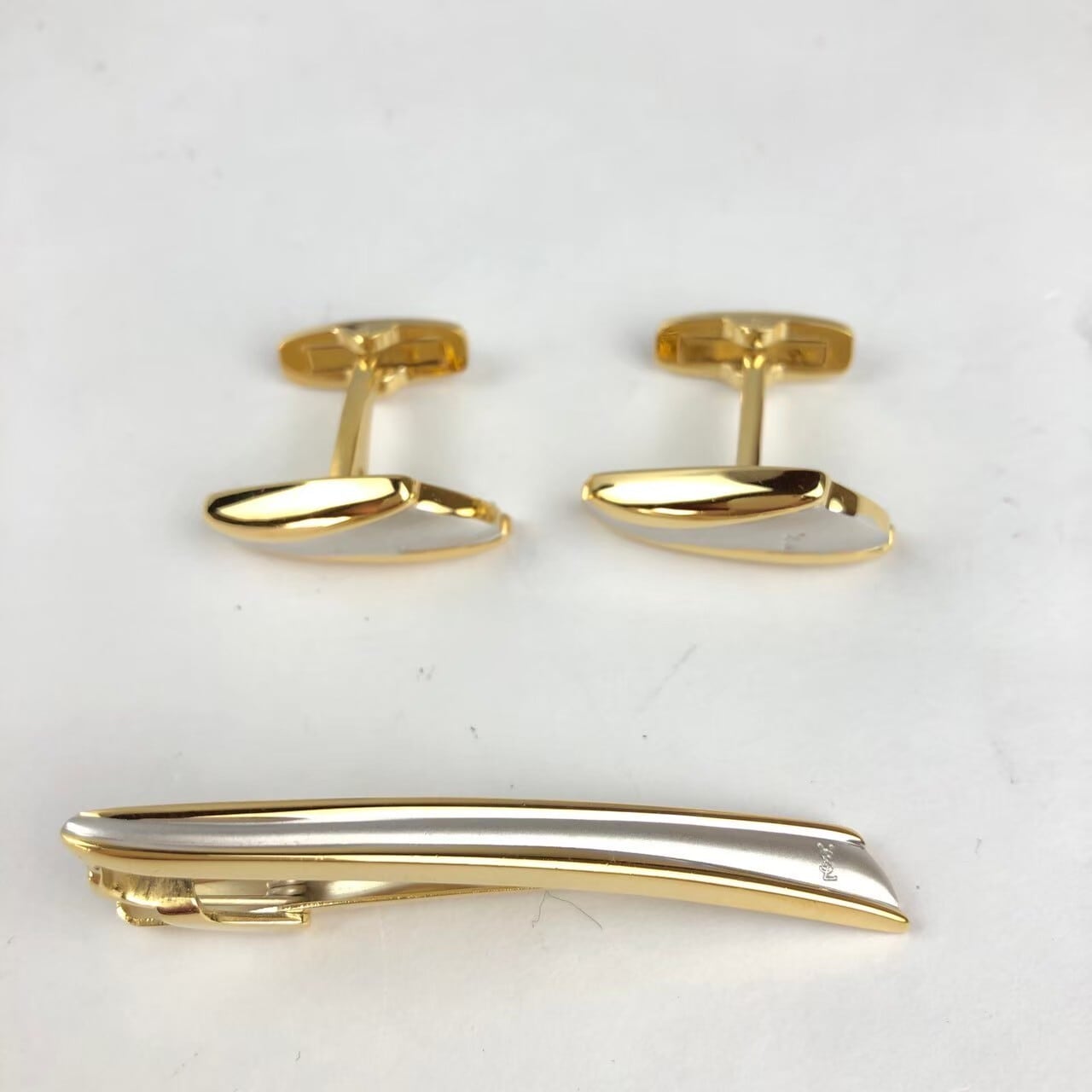 中古】未使用品 イヴサンローラン サンローラン YSL ネクタイピン