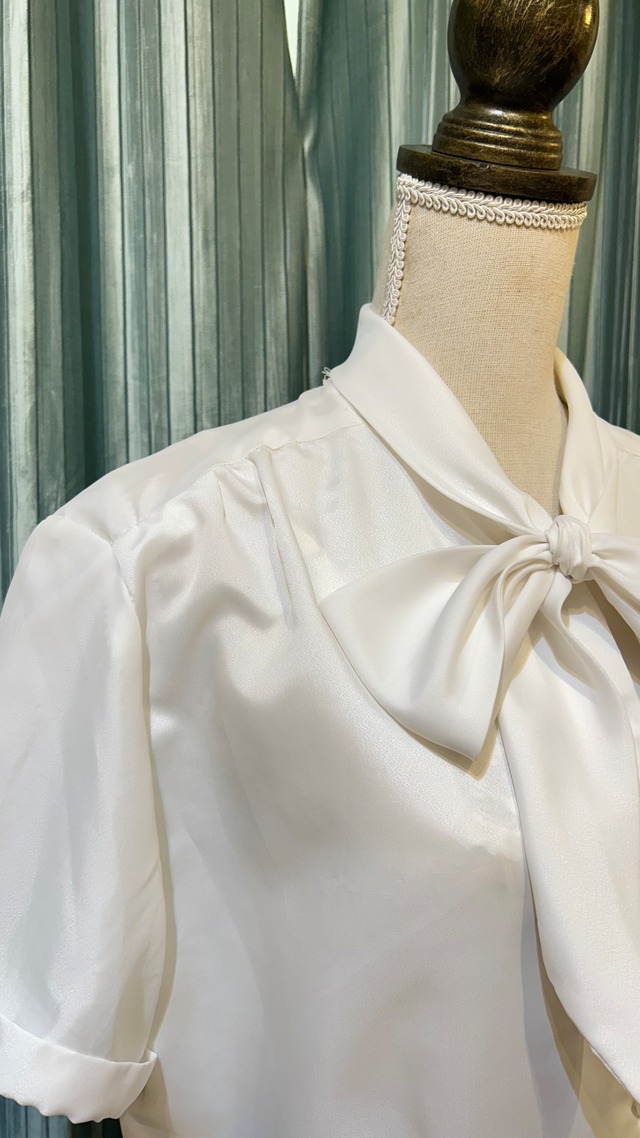 60's vintage white ribbon tie blouse