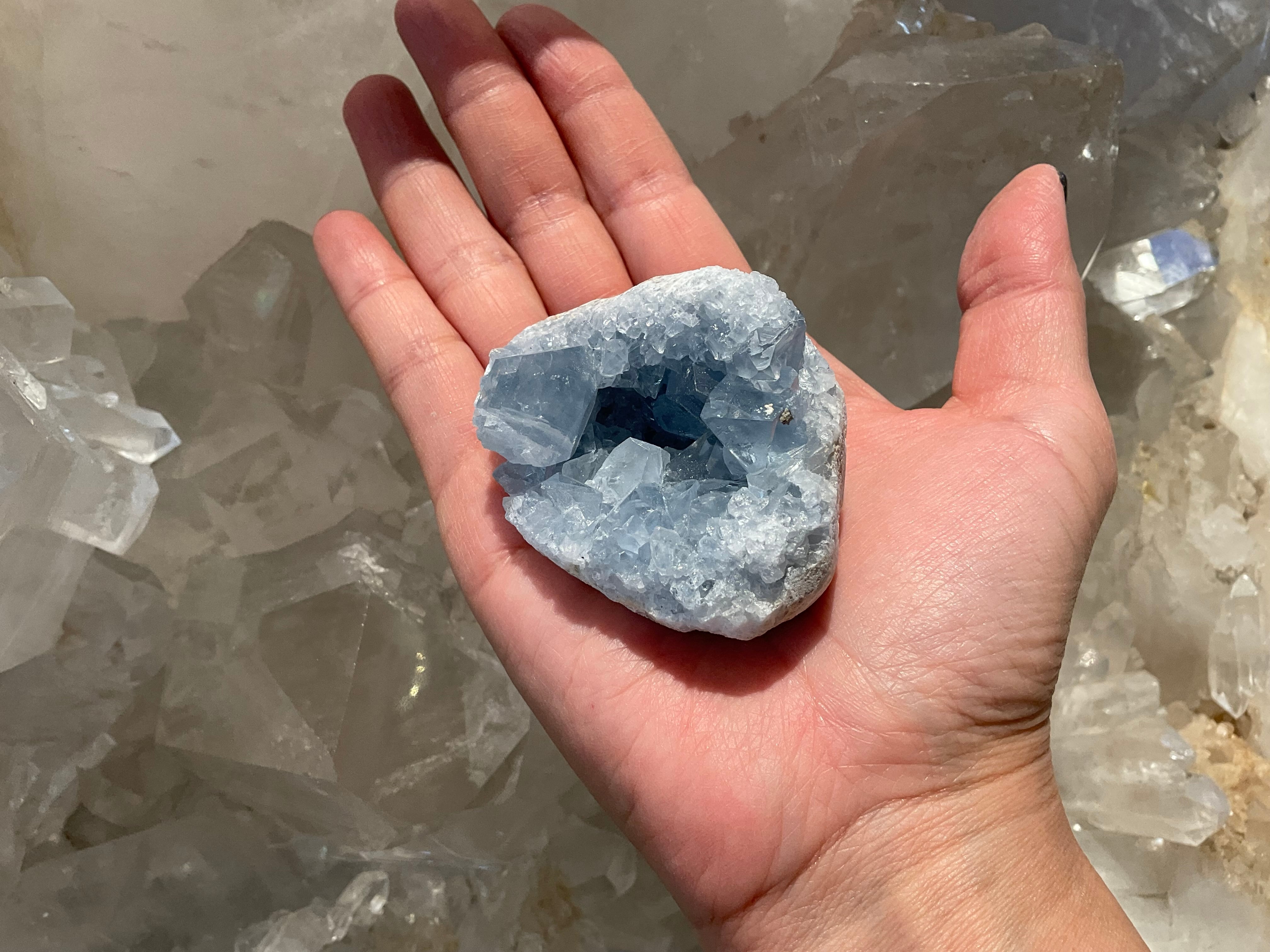 セレスタイト【天使の石】原石クラスター | AMERI 自由が丘店 天然石