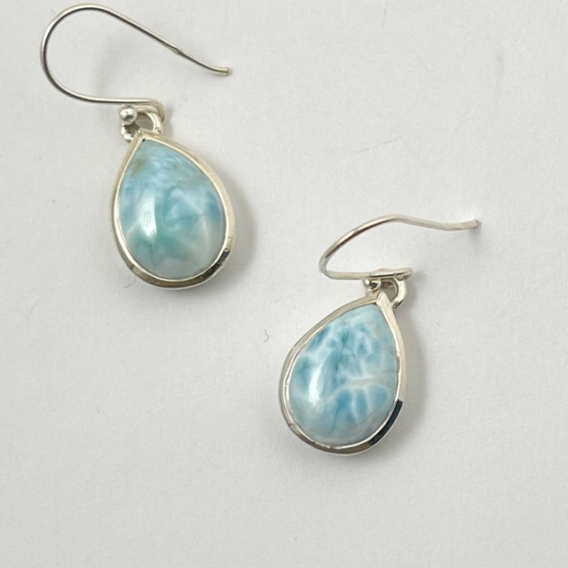 ラリマー ドロップ 型 フックピアス　L  size 1.8x 1.2cm