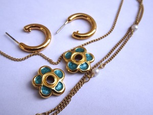 vintage piercing