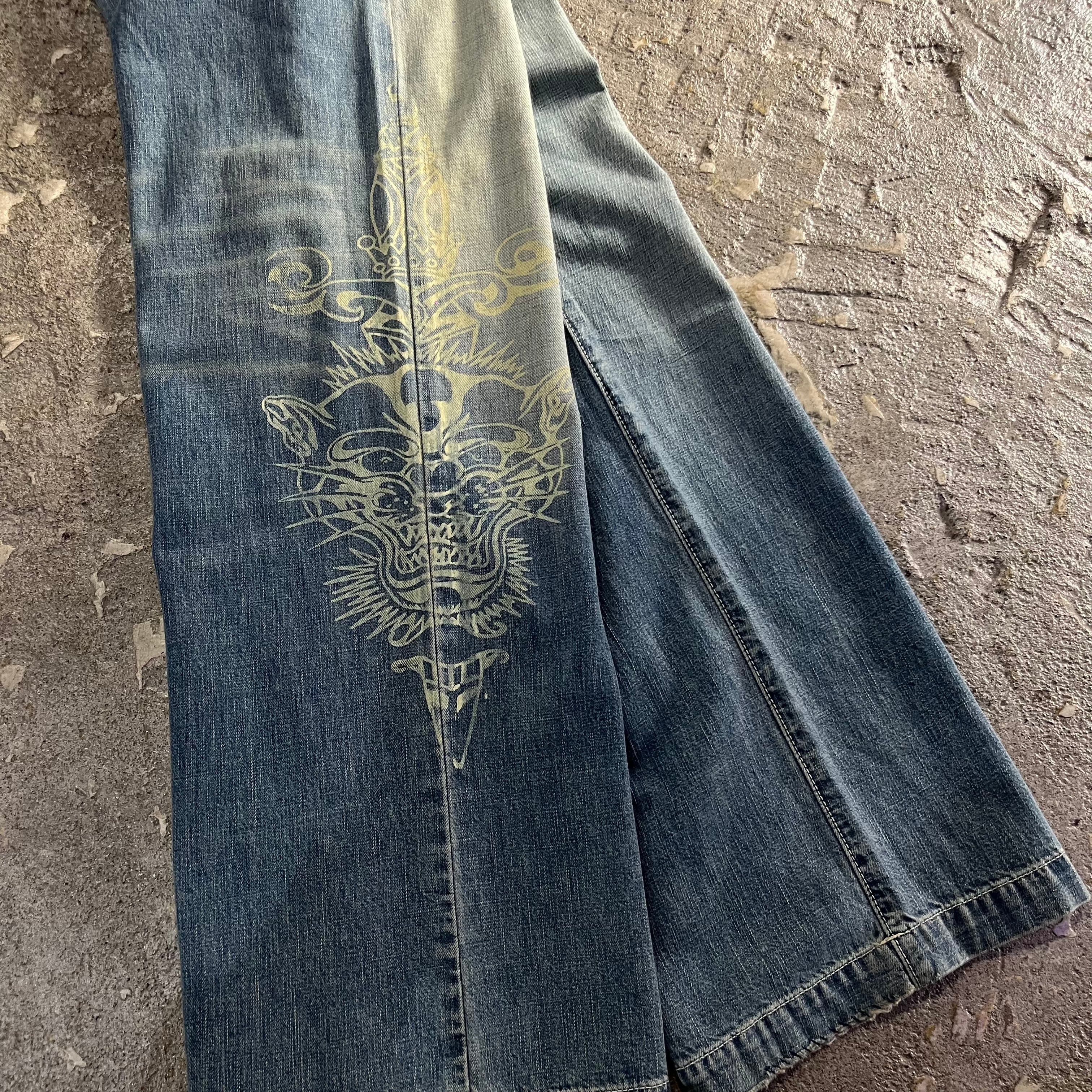 THE GREAT CHINA WALL 