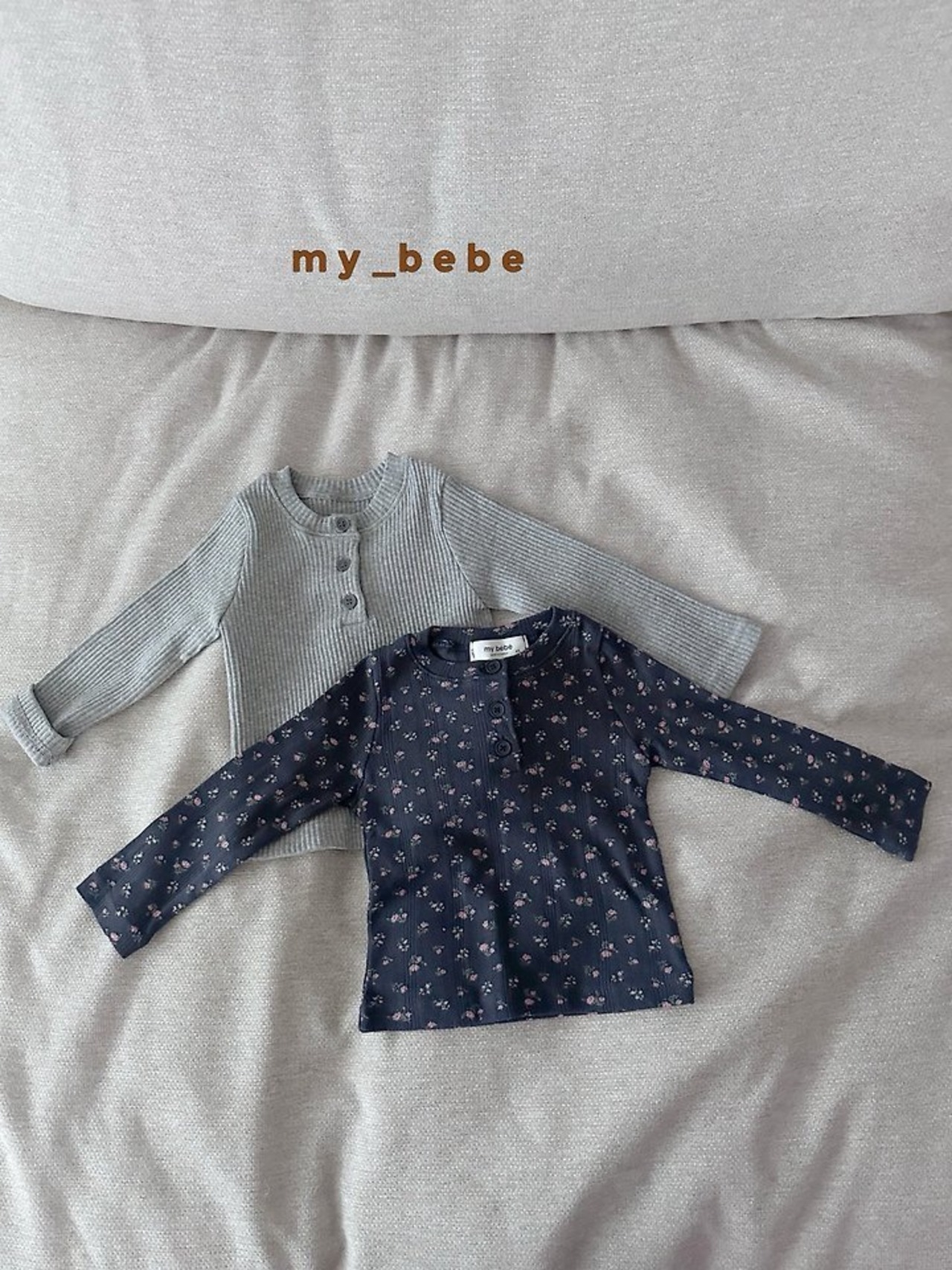 韓国子供服 / Mybebe / ボタンT / 長袖Ｔシャツ *XS~XL*