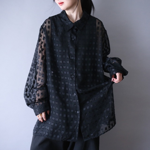 black one-tone full block pattern XX over silhouette black see-through shirt