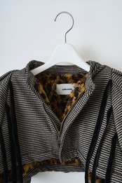 Cropped velvet ribbon top