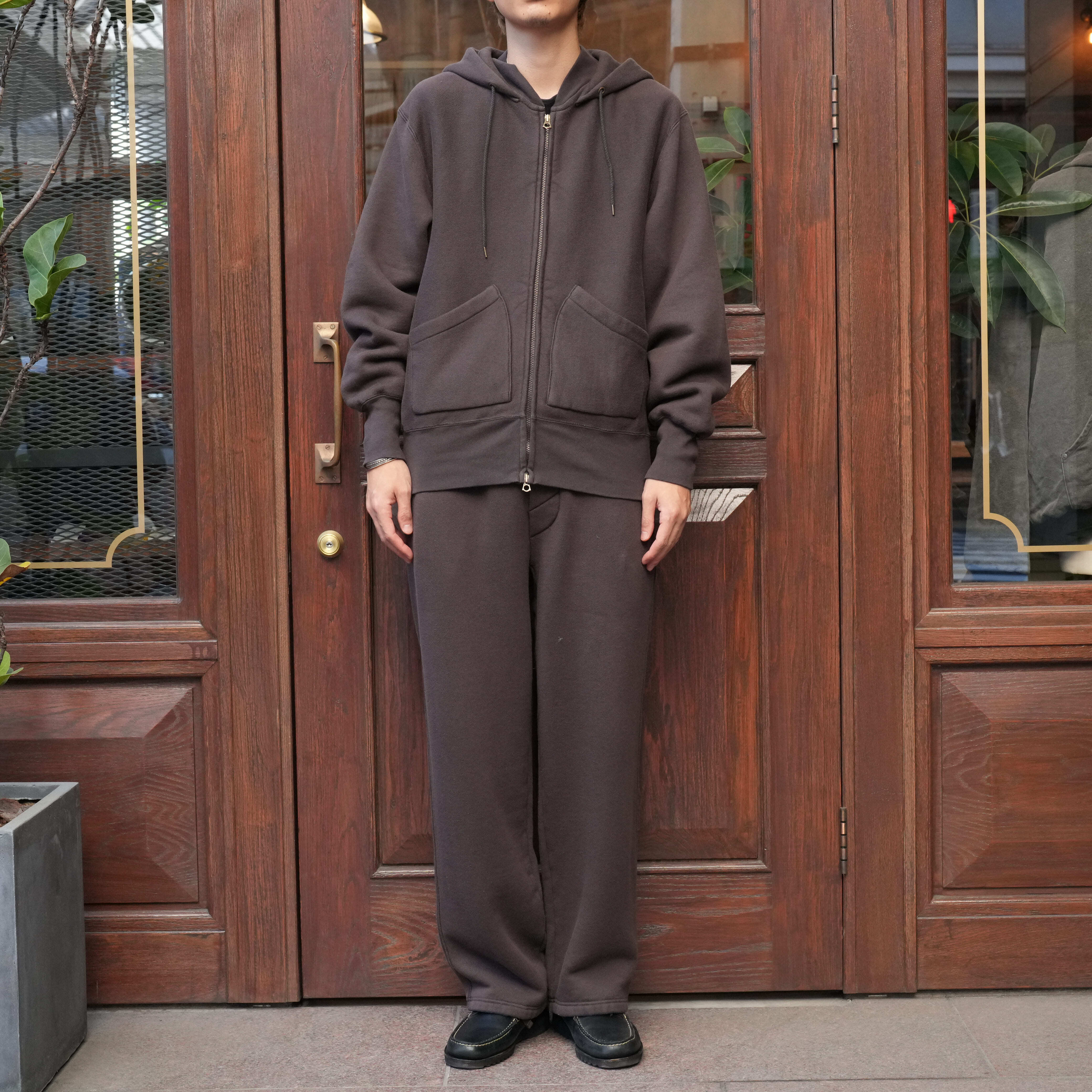 AUBERGE BROWN オーベルジュ　サイズ40 12/27/2025 Brand: #Auberge / #オーベルジュ @auberge_official Model