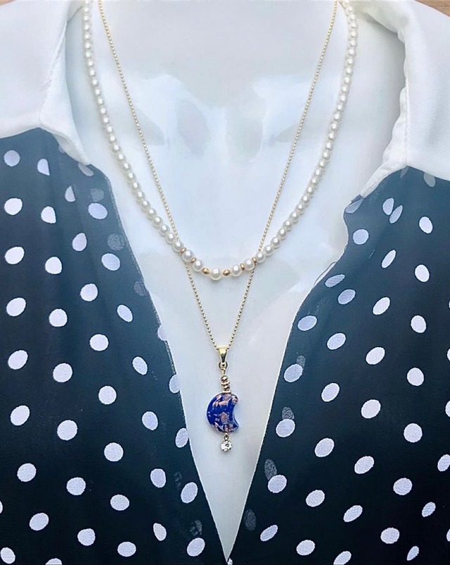 三日月の夜ネックレス