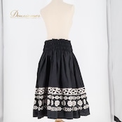 フラダンス 衣装 パウスカート ブラック系 ホワイト系 リバーシブル モノトーン カラフル イプヘケ柄 モンステラ柄 かわいい きれい 華やか 鮮やか 明るい ダンス衣装 ハワイアンダンス レディース アロハ ハワイアンプリント フラ ダンス レッスン 練習