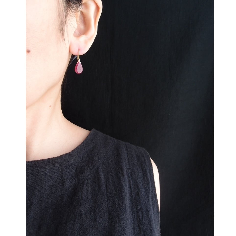 【K14gf】Dark Ruby Drop Earrings/ダークルビー 雫ピアス(S)