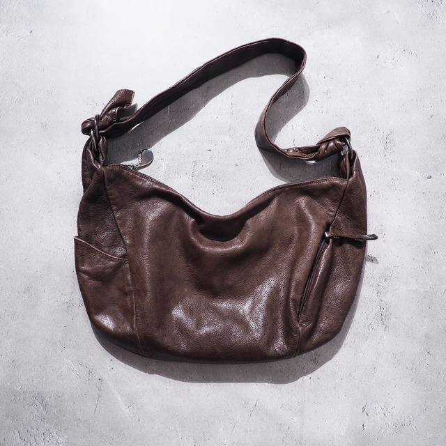 ” Marco Buggiani ” Beautiful silhouette Lamb leather Body Bag (made in Italy)