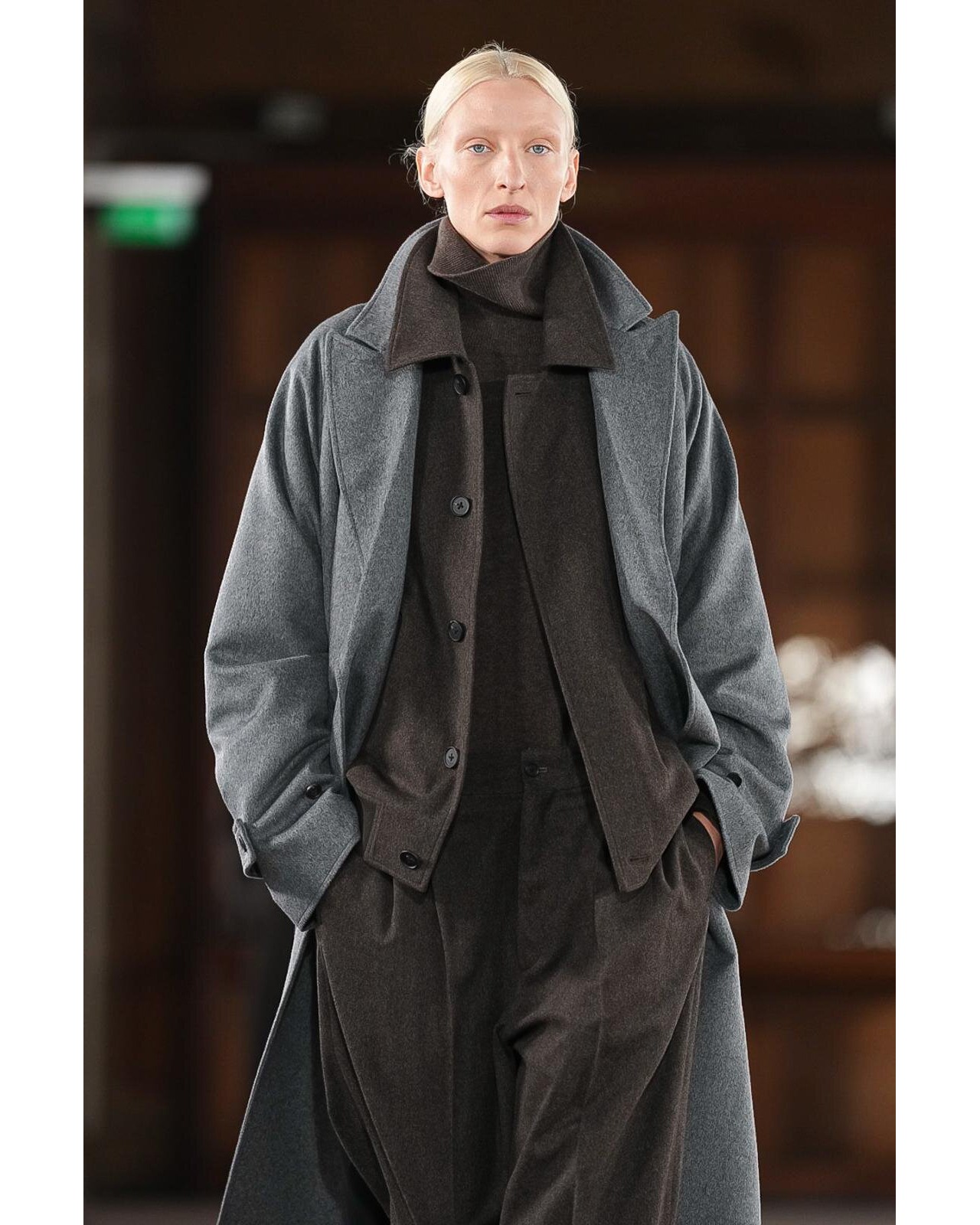 ssstein "WOOL CASHMERE OVERSIZED PEAK LAPEL CHESTER COAT〔GREY〕"
