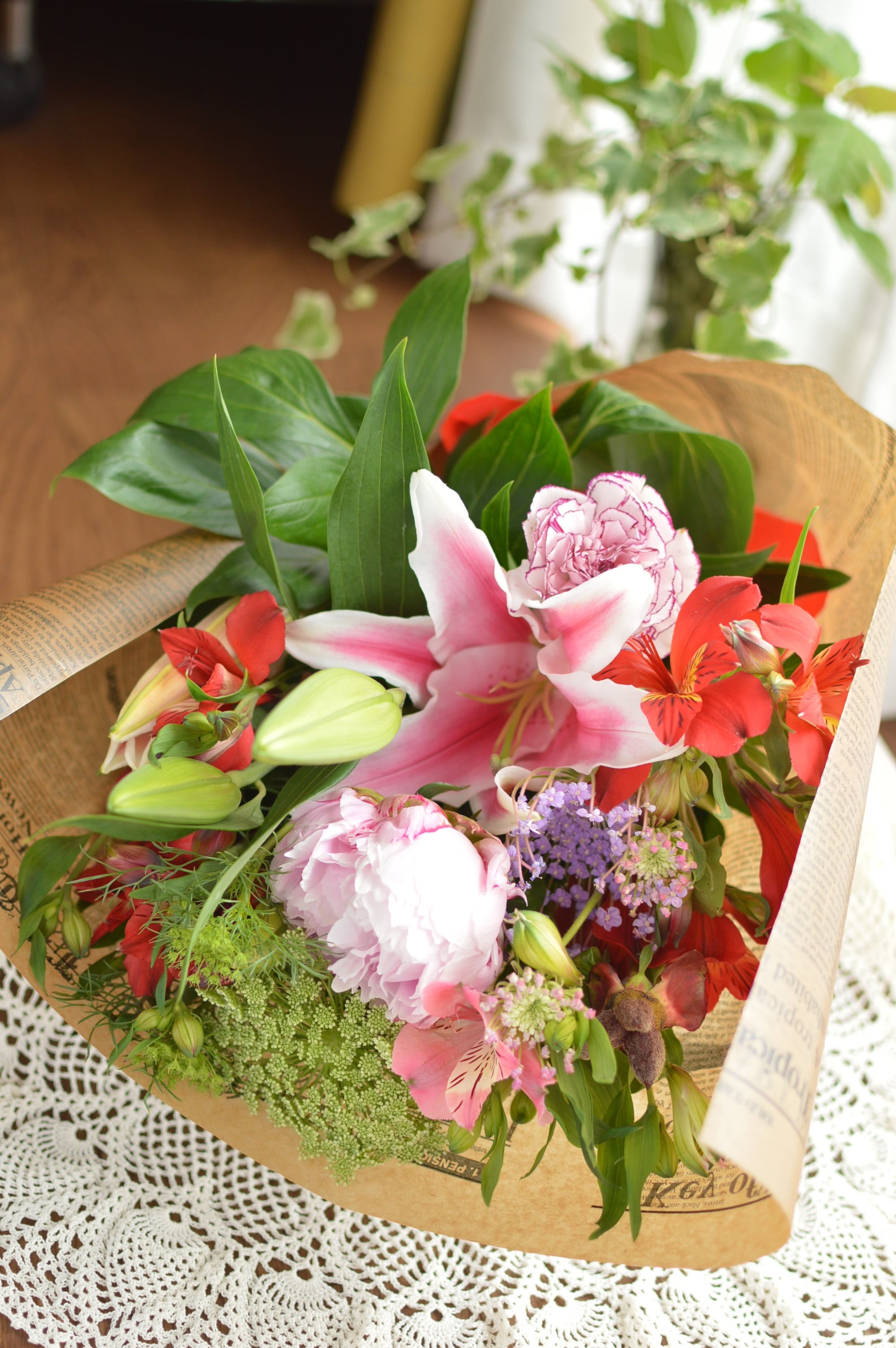 花束～ブーケ～Mサイズ：宅配便届け | リヒトフラワー・LichtFlower