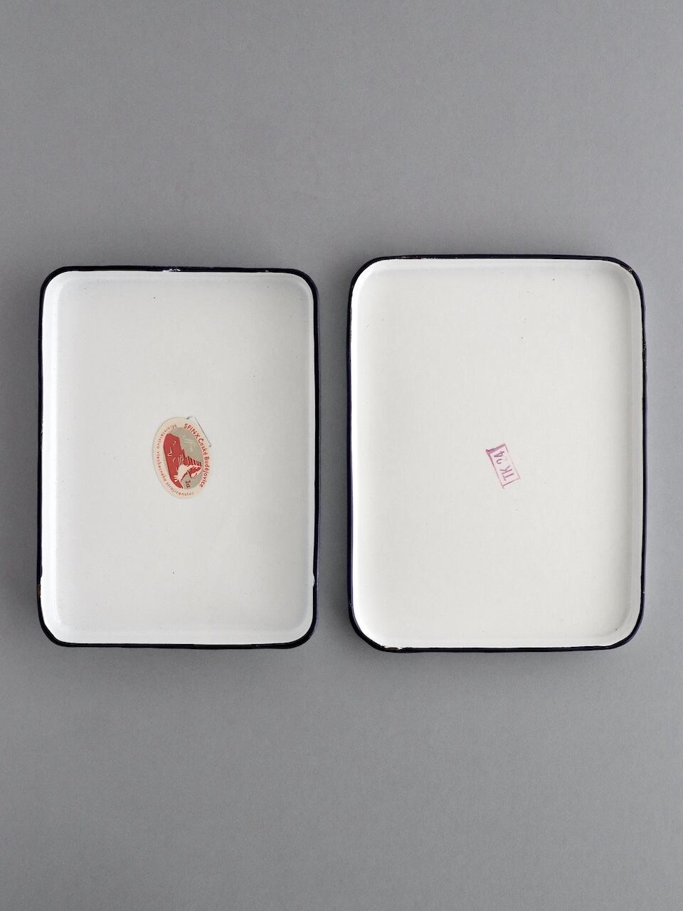 チェコ製 ホーロートレイ 2枚セット｜Enamel Tray Set of 2