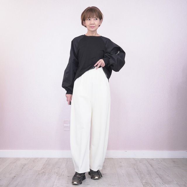 ワイドカーブパンツ