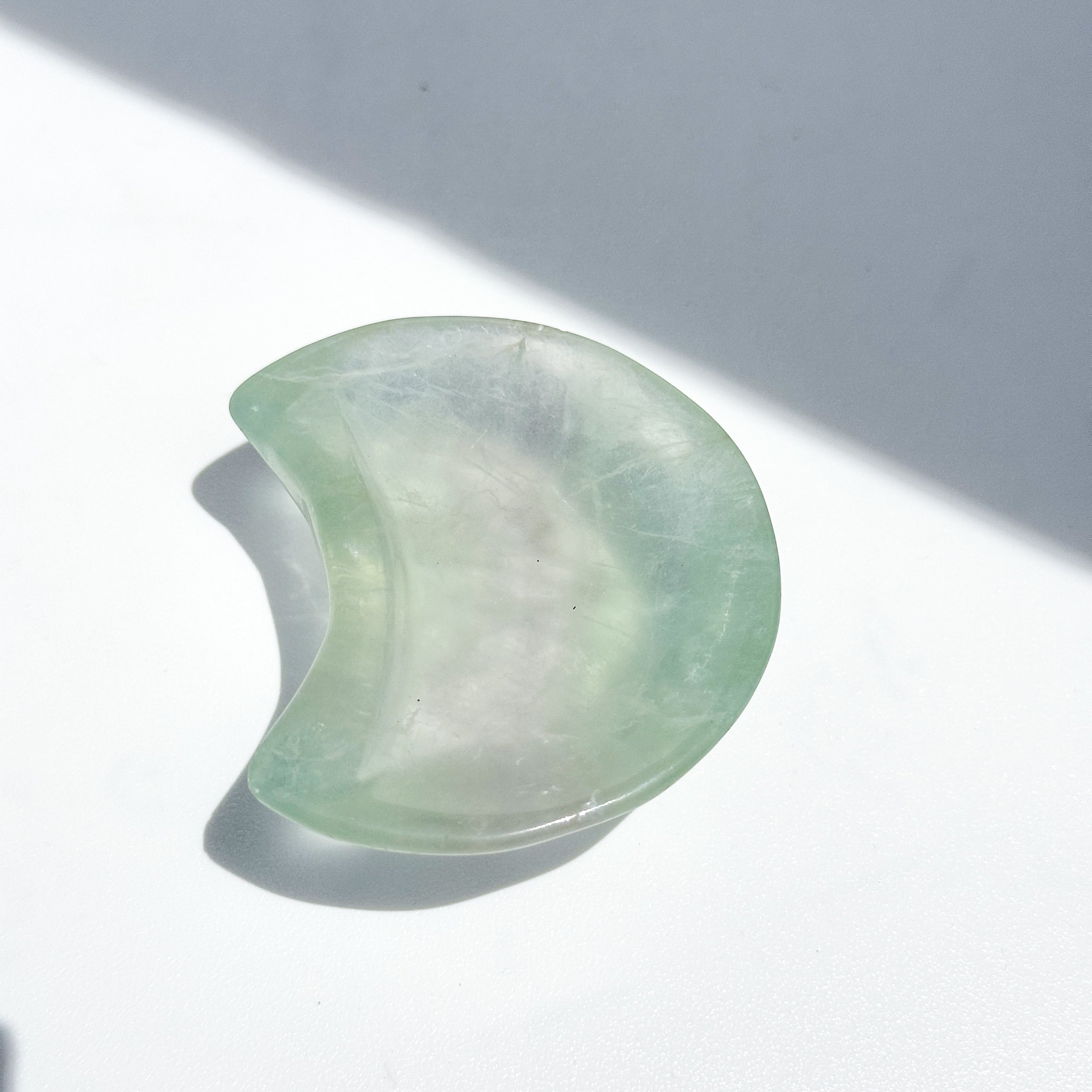 レインボーフローライト月型のうつわ11◇ Fluorite ◇天然石・鉱物・パワーストーン・インテリア