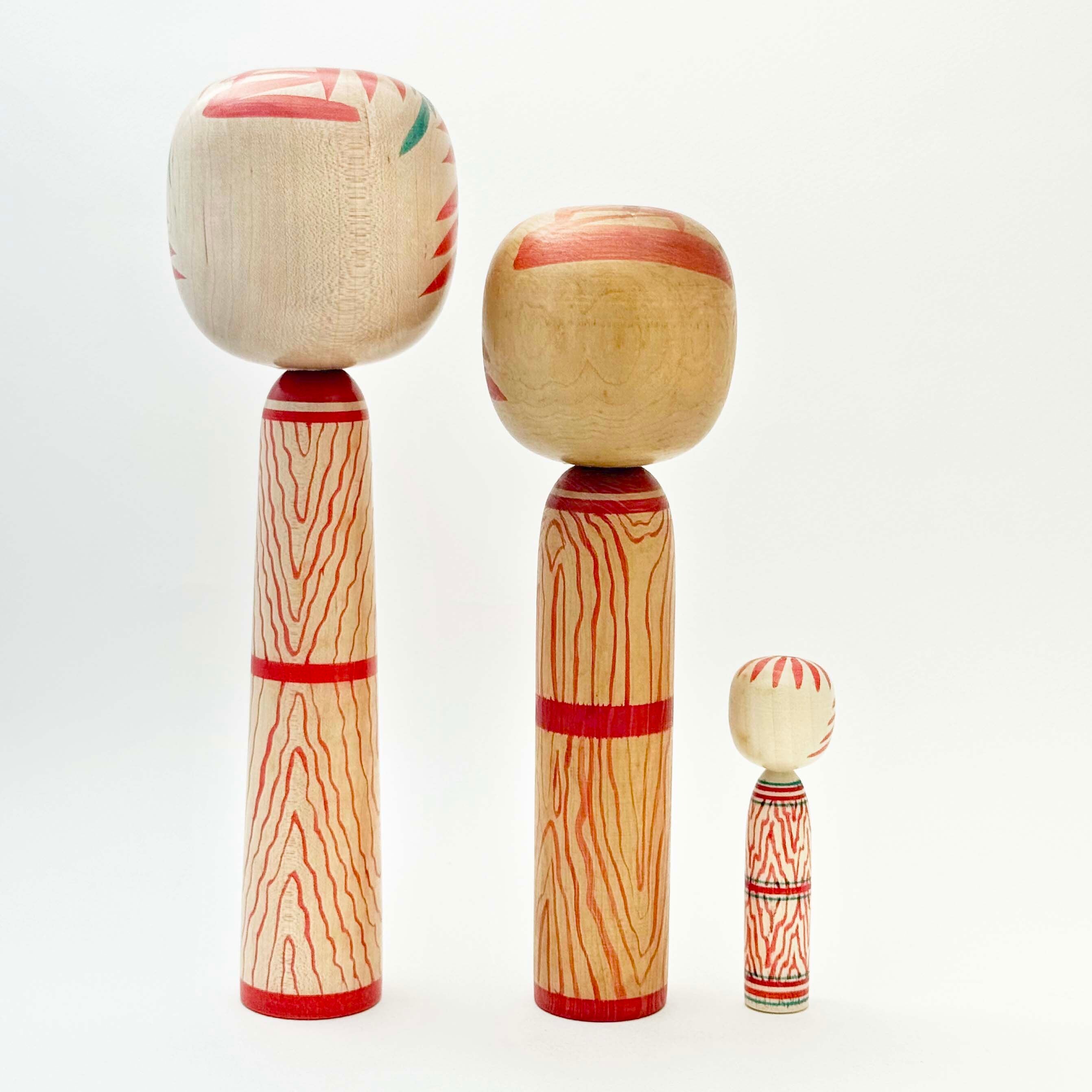 こけし　佐藤照雄　遠刈田系　在銘　5点セット　高さ約15-36cm　民芸品 遠刈田 木目柄セット B（佐藤照雄 / 佐藤勝洋） | KOKESHKA