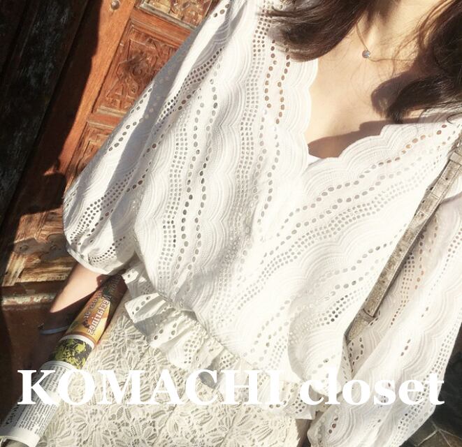 【送料無料】 レース ブラウス カットソー 七分袖 白 ボリューム袖 韓国 レディース オルチャン ホワイト 7分袖 Vネック かわいい 可愛い キュート 大人可愛い レースシャツ アジアン 萌え袖 大人女子 シンプル きれいめ カジュアル 大人 上品 春夏 透け感 ルーズ おしゃれ お洒落 こなれ感 クール エレガント フェミニン S M L XL 春 夏 秋 オルチャン 10代 20代 30代 40代 50代 OL 通勤 デート ショッピング 休日 普段使い デイリー 着回し スタイルアップ
