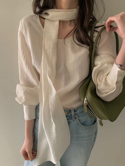 (予約) poster / Dani scarf blouse 2color