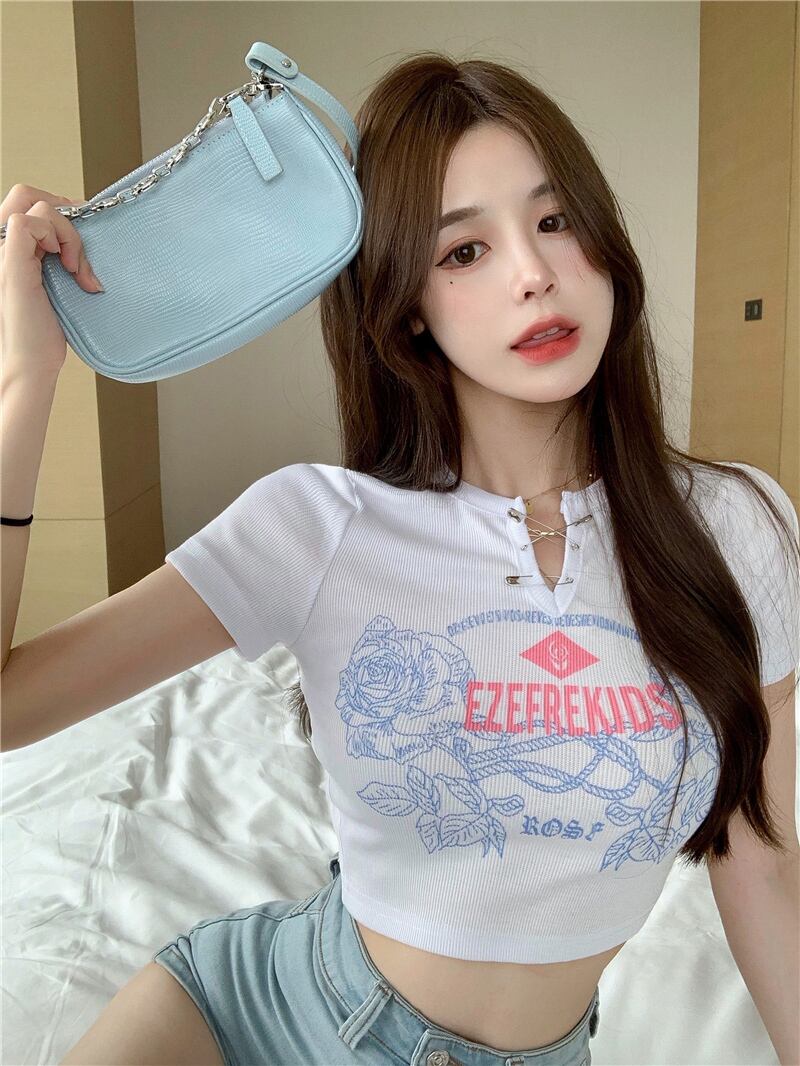 Tシャツ サマーショートホワイトトップス 大人ガーリー スウィート キュート カジュアル 夏物 ピュア ブラックストロベリース10674053333