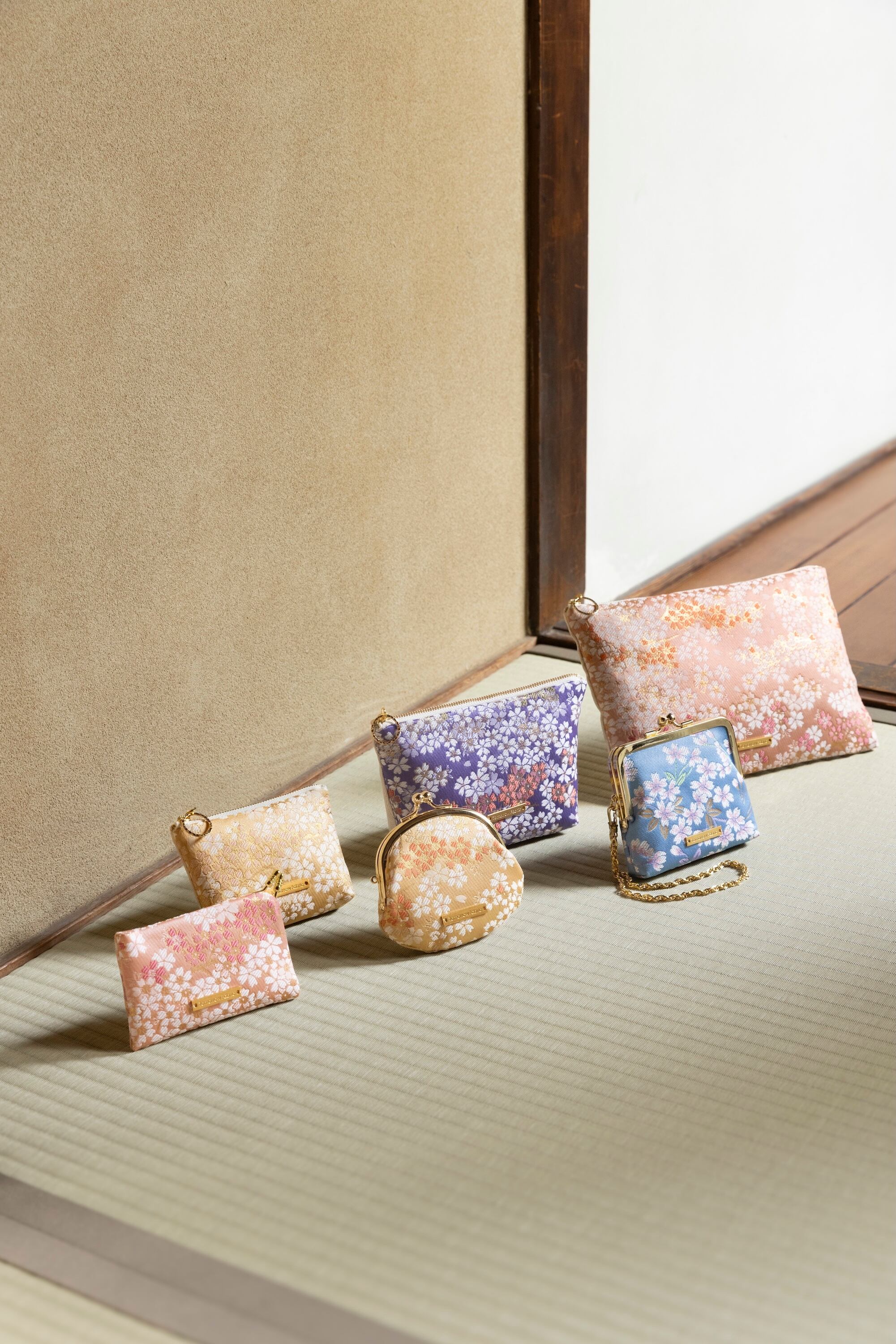 西陣織ミニ財布(カードケース) SAKURA / NCC2【人気商品】 | Tomorrow