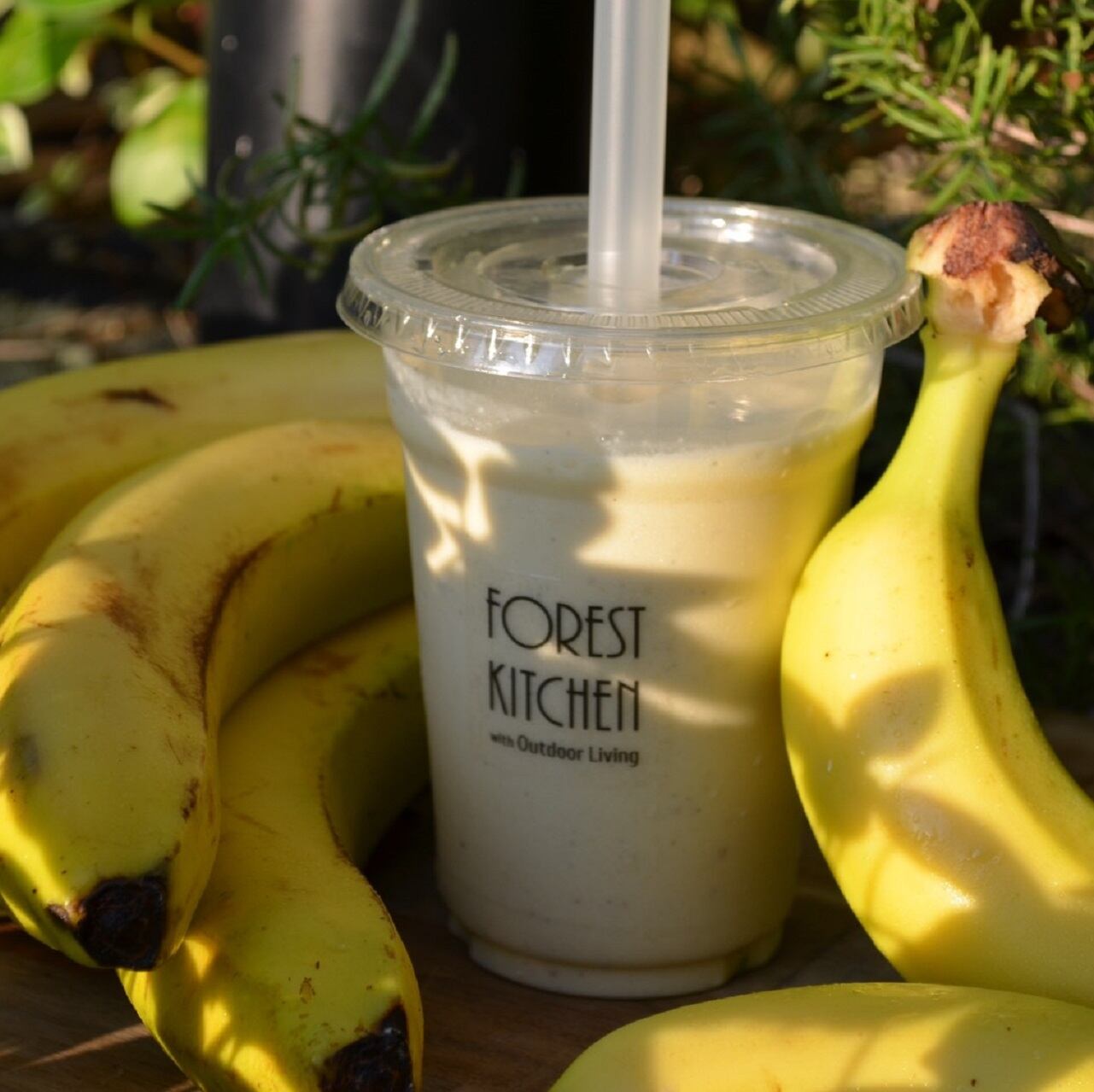 バナナスムージー Forest Kitchen With Outdoor Living テイクアウトメニューのご予約はこちら
