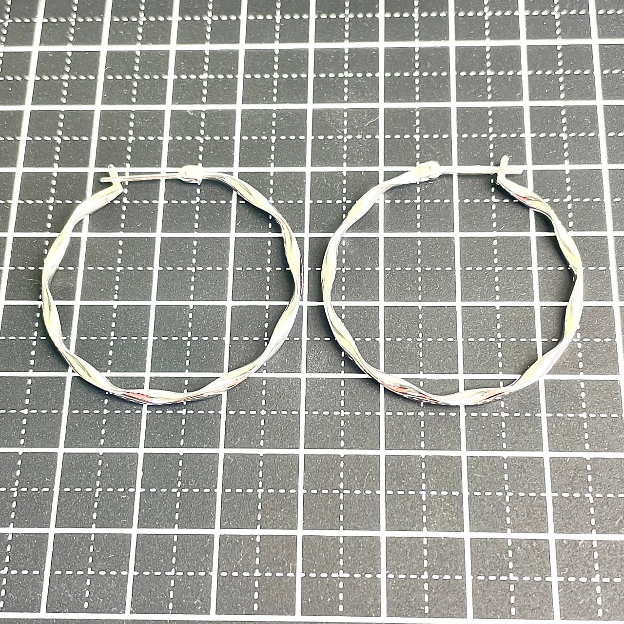 K18WG フープピアス 直径34mm A-44 | 宝石・時計 ジュエリーショップ