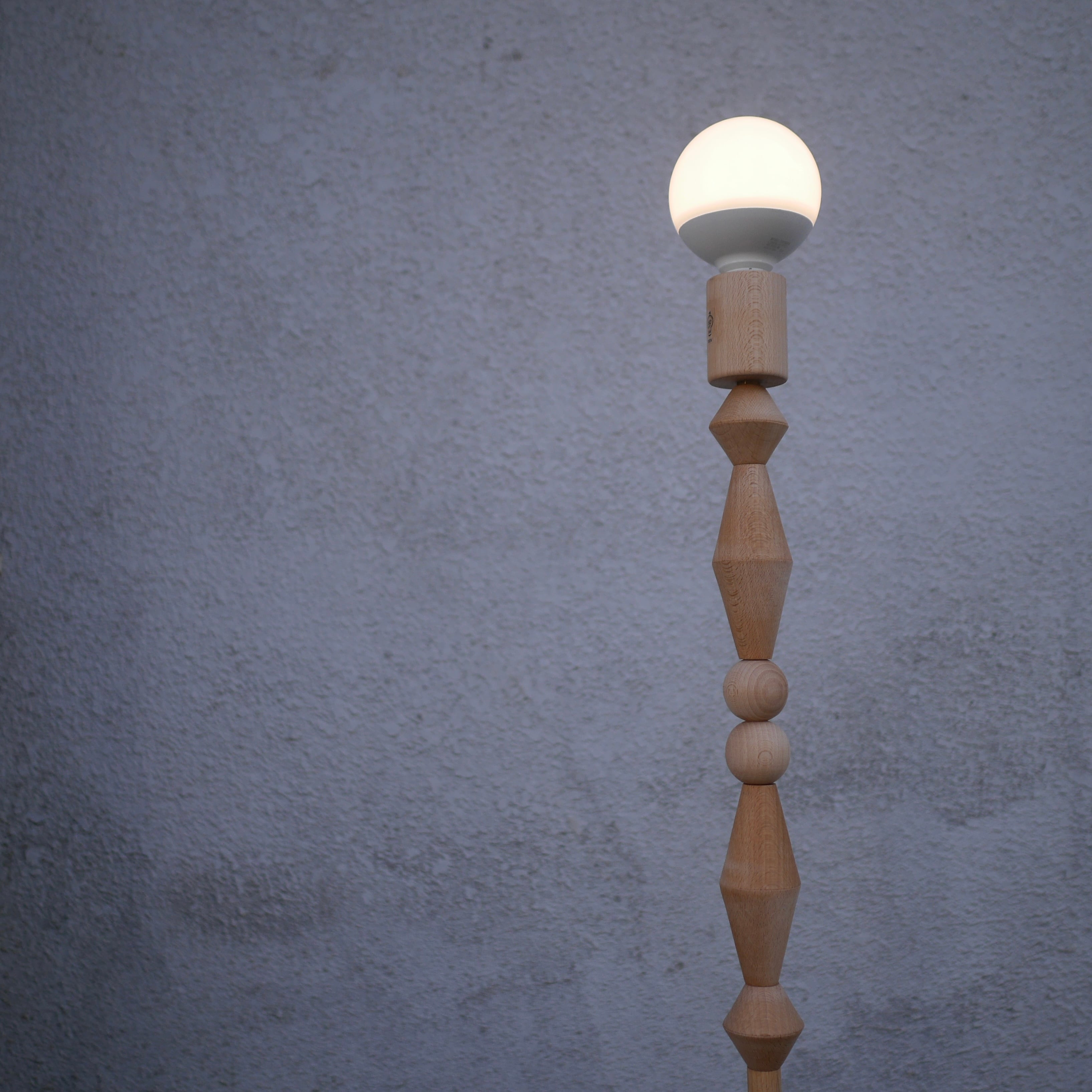 APROZ TORLE Floor light | トリノス-torinoth- | 新宿区神楽坂の