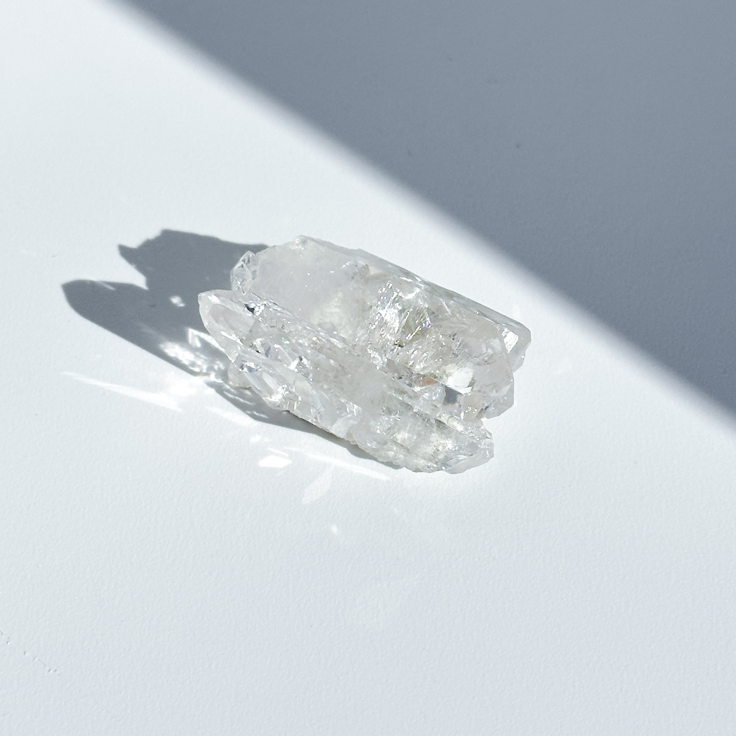 クリアクォーツ★天然 水晶★クラスター★563g クリアクォーツ☆天然 水晶☆クラスター☆563g ゼッカ産水晶クリア