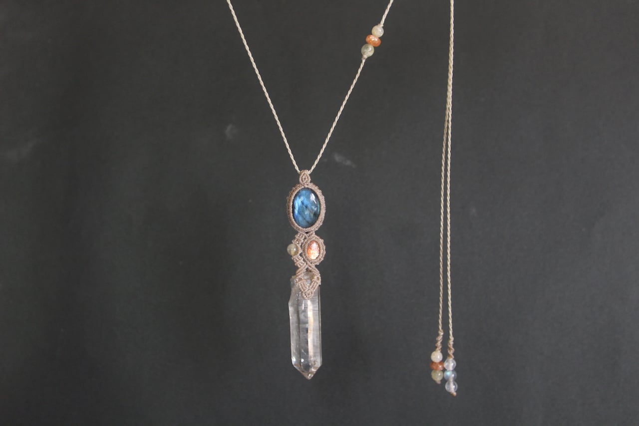 Himalayan crystal & Labradorite & Sunstone micro macrame pendant