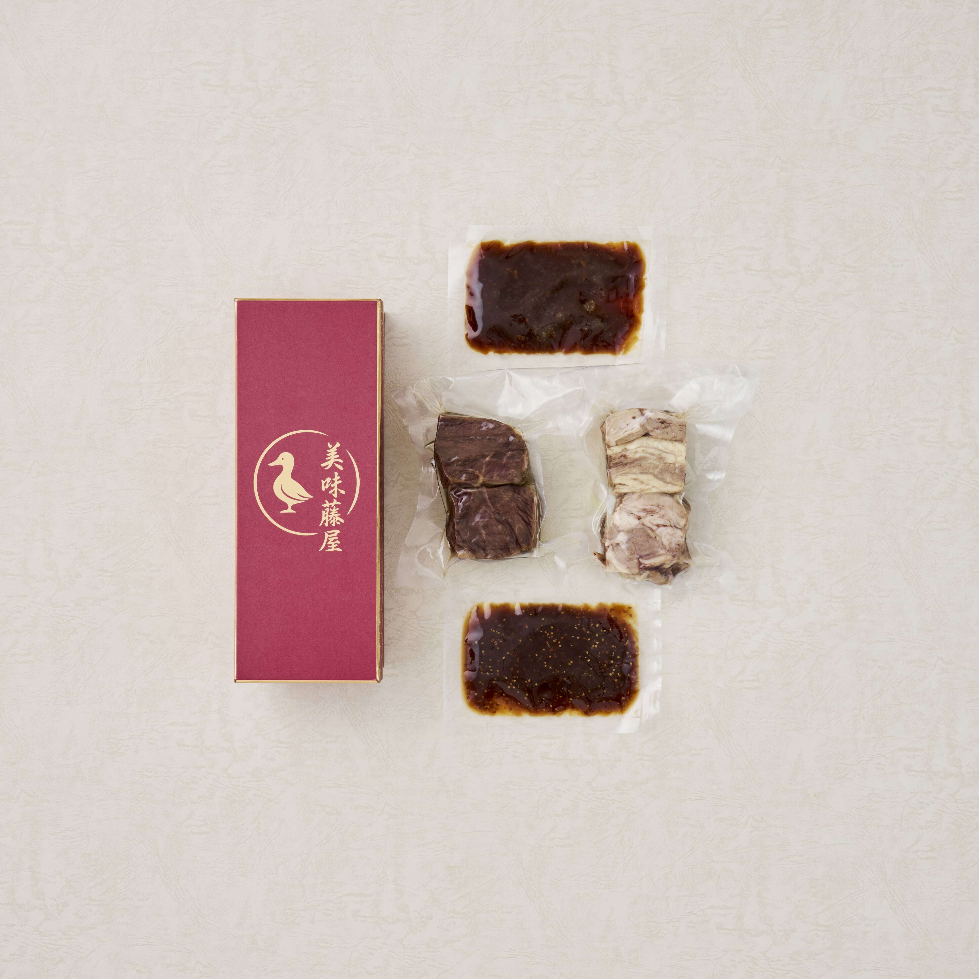 ギフト用詰め合わせ（チキンブレスト、ビーフ赤ワイン煮）