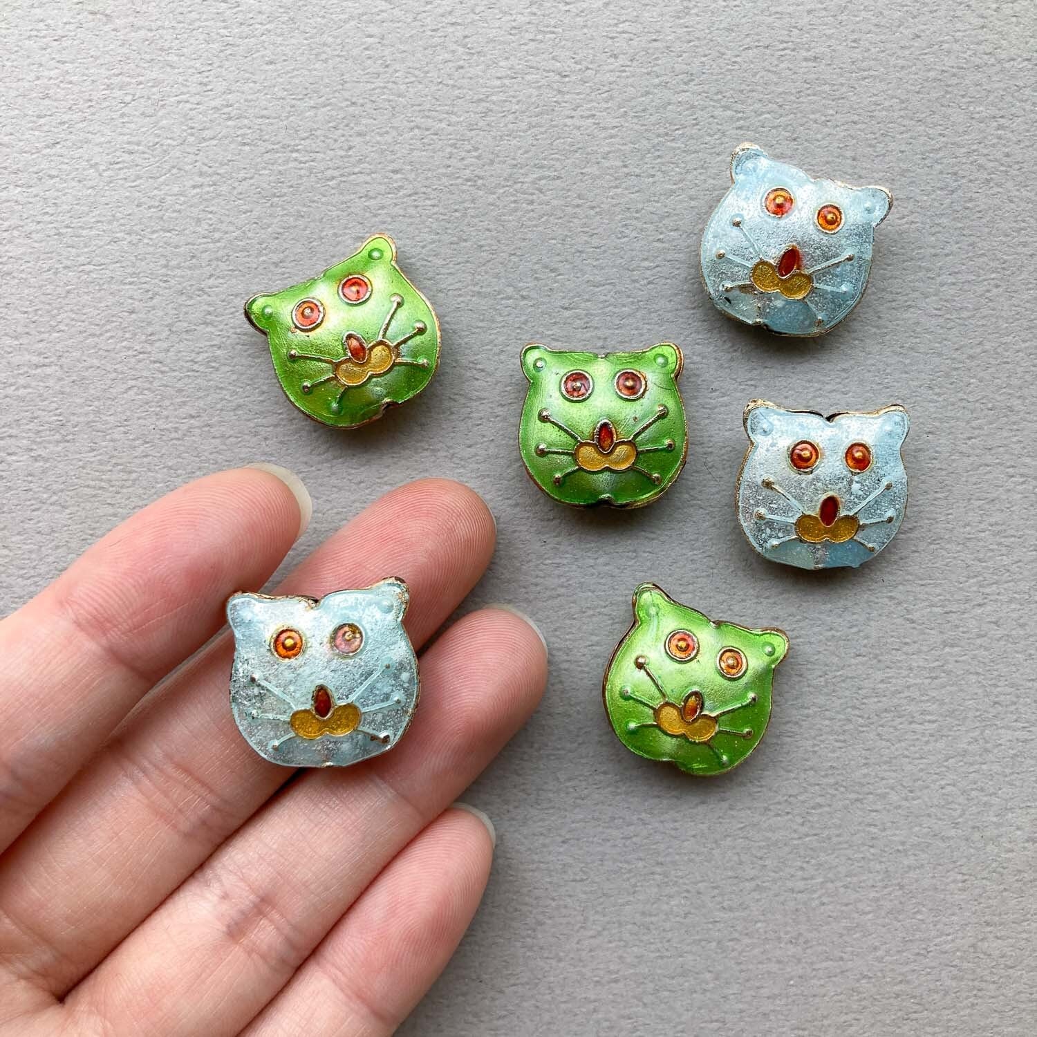 最終入荷〉七宝エナメル猫ビーズ | Dua-アクセサリーパーツショップ