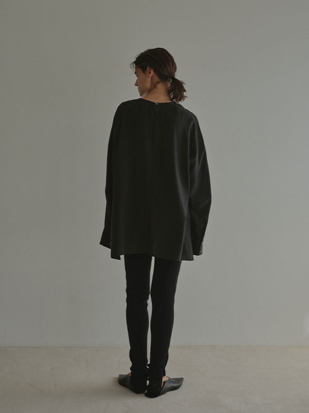 ETRE TOKYO クルーネックオーバーサイズプルオーバー