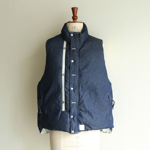INNAT Garment dyed down vest
