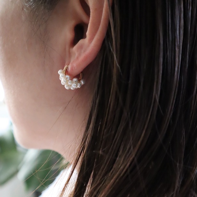 ［イヤリング］petit berries hoops/サージカルステンレス 淡水パール