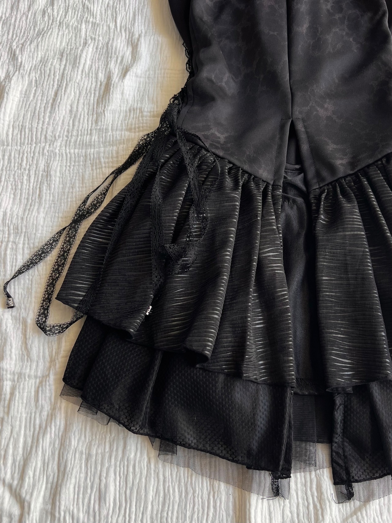 "Qutie Frash"キューティーフラッシュ Gothic Lace-up Skirt