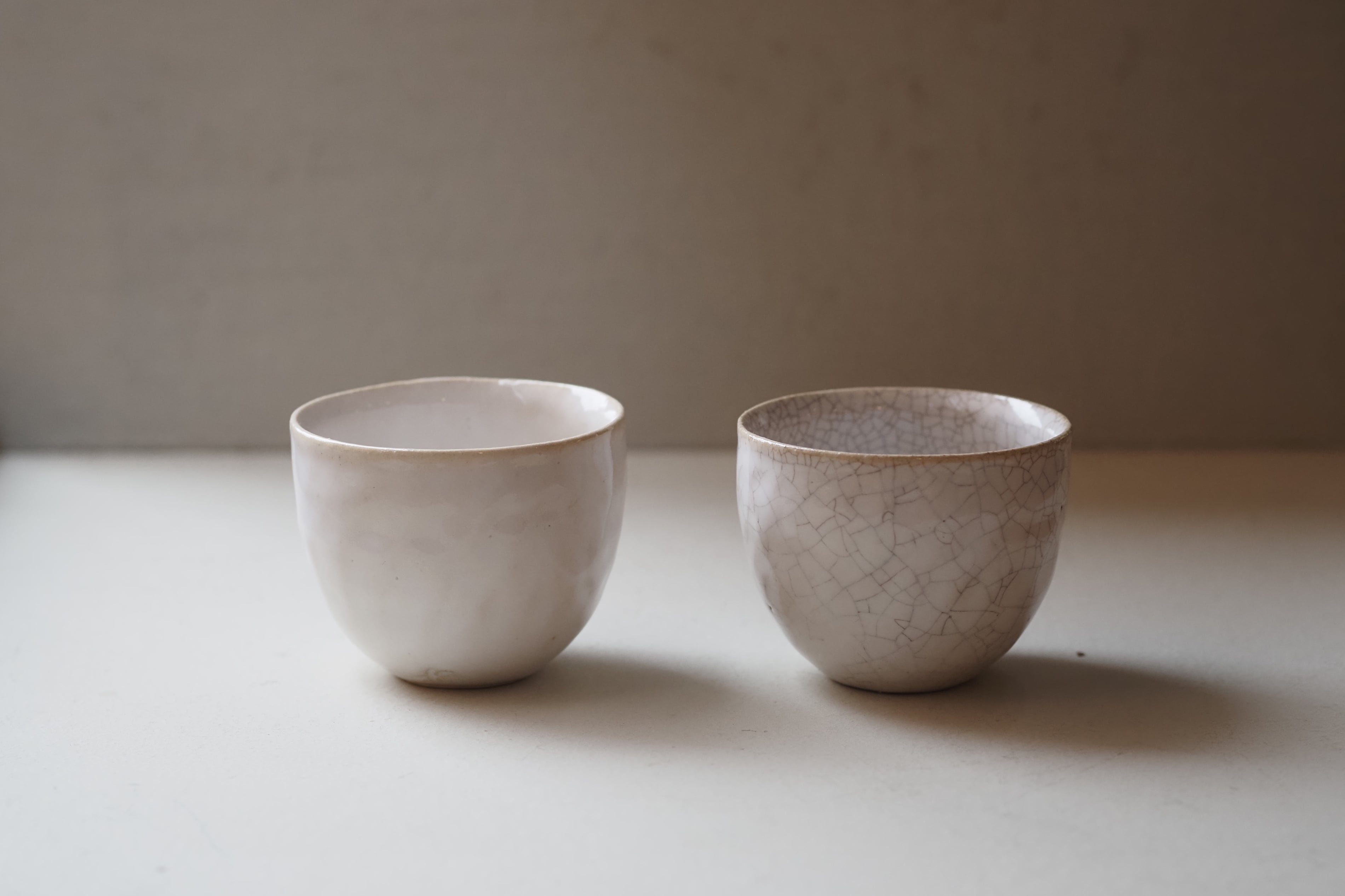 村上躍 1.藁白釉茶杯 | 陶屋なづな