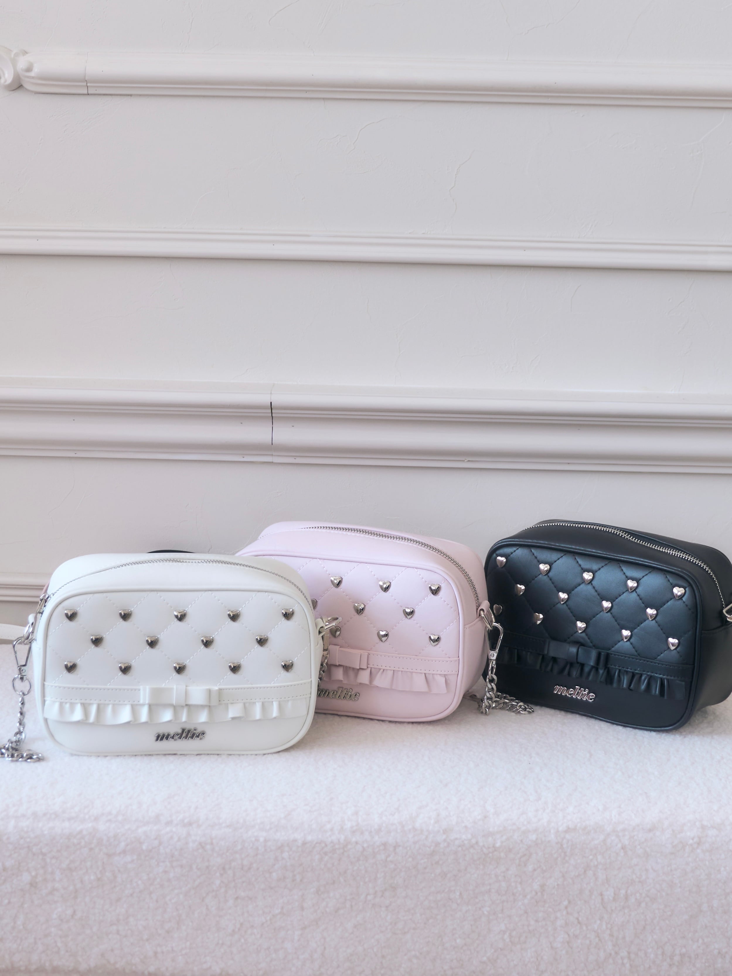 heart studs leather bag