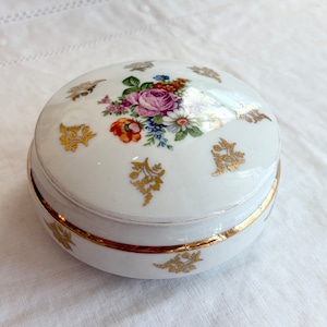 フランスヴィンテージ リモージュ焼き ボンボニエール  | 金彩と繊細な花束の小物入れ  |1900年代中頃