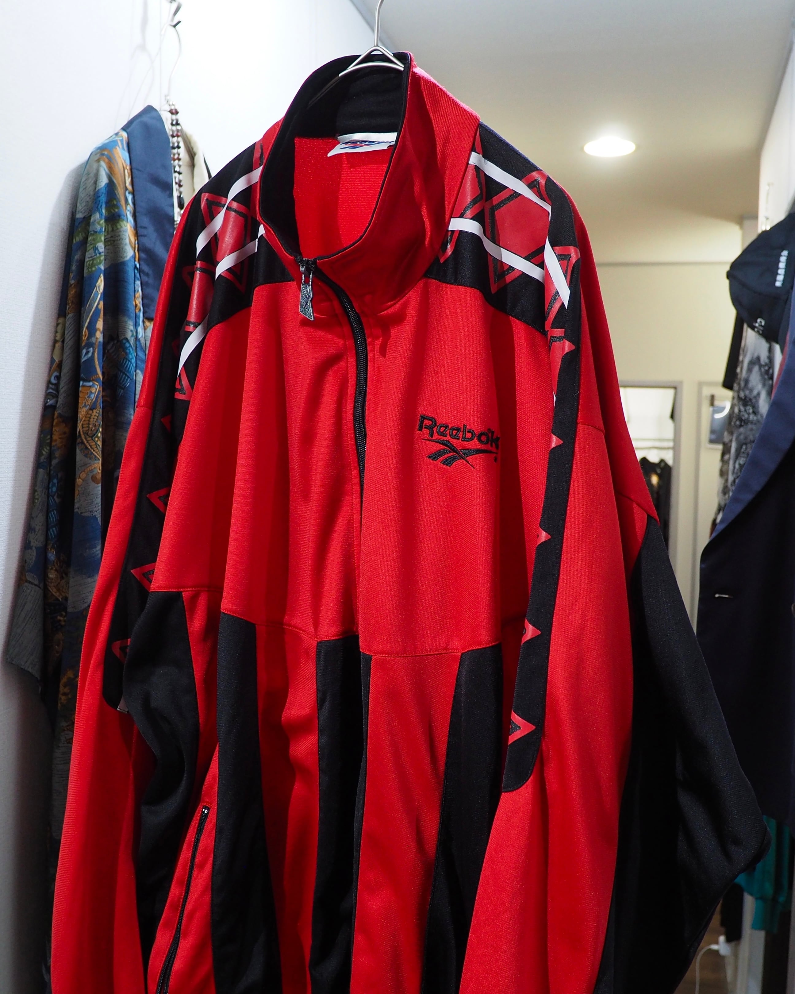 XXL " Old Reebok " Hand painted Custom Over silhouette vintage Track jacket