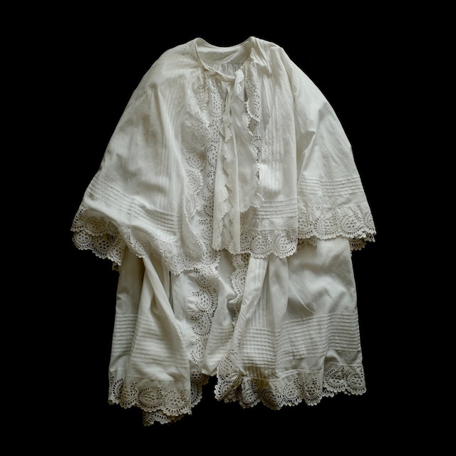 1900s French Lace-work Cape