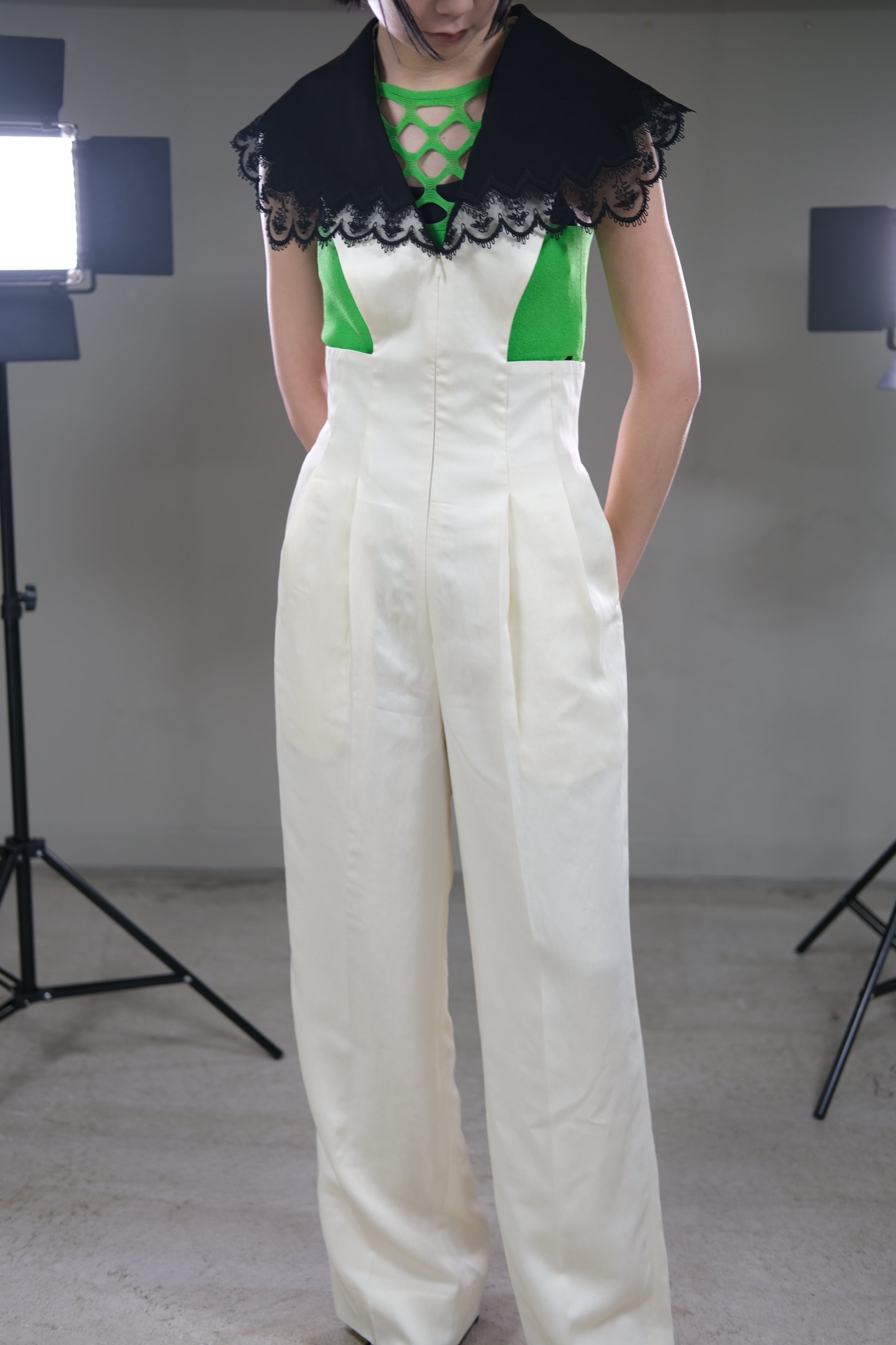 FETICO】EMBROIDERY COLLAR JUMPSUIT - white | loop